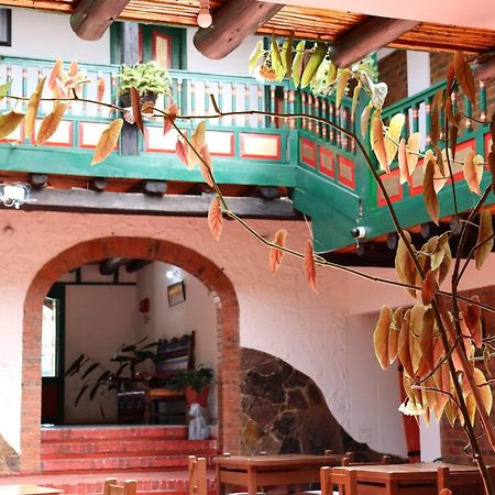 Mongui Plaza Hotel Exterior photo